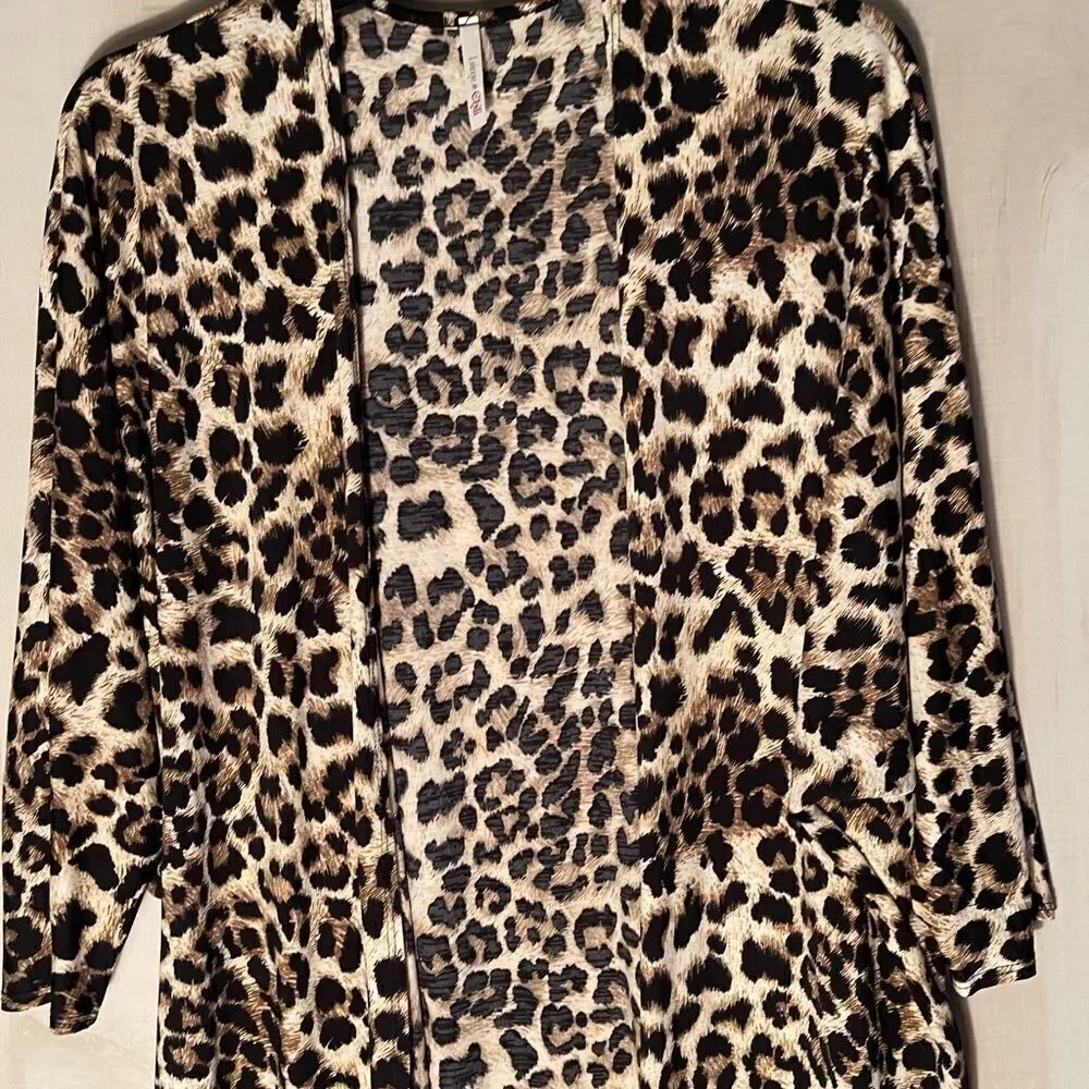NWOT leopard print short kimono‎ style jacket, size small